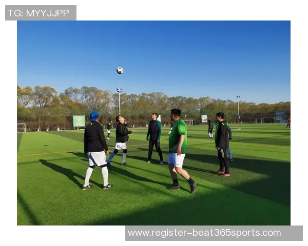 刘强深入剖析足球技巧与战术独家分享让你成为球场上的明星