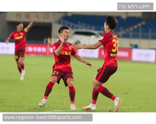 南京足球队以50分领跑世锦赛积分榜展现强劲实力和夺冠希望